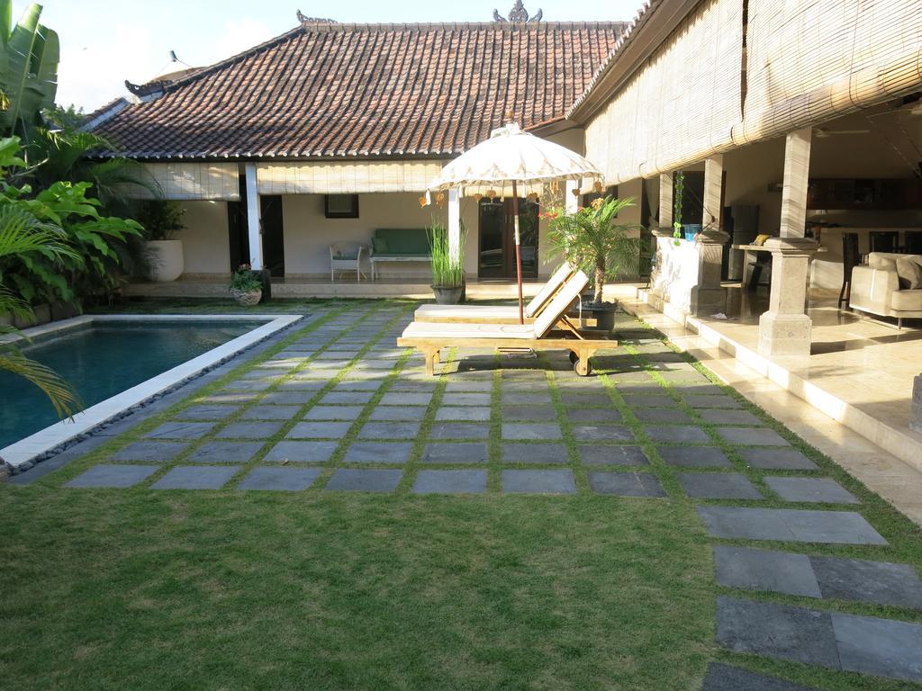 Villa Te Kawau Seminyak Zimmer foto